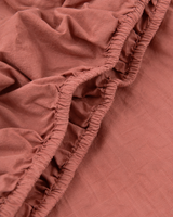Linen fitted sheet in Dusty Red