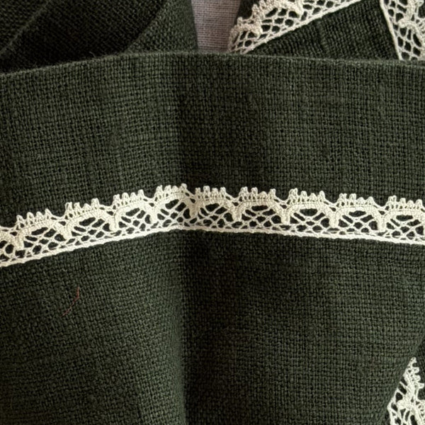 Dark Green Heavyweight Linen Napkins with White Lace set of 2