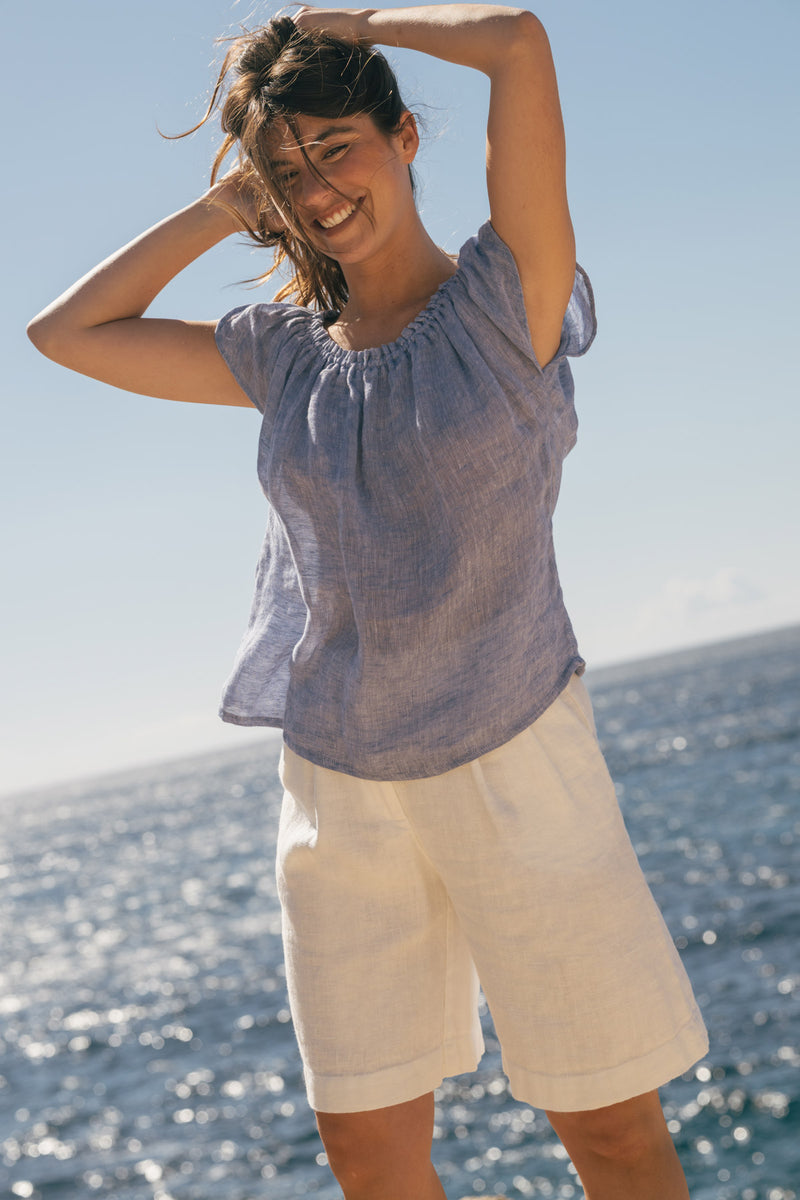 Spring - Linen Top in Light Blue Chambray
