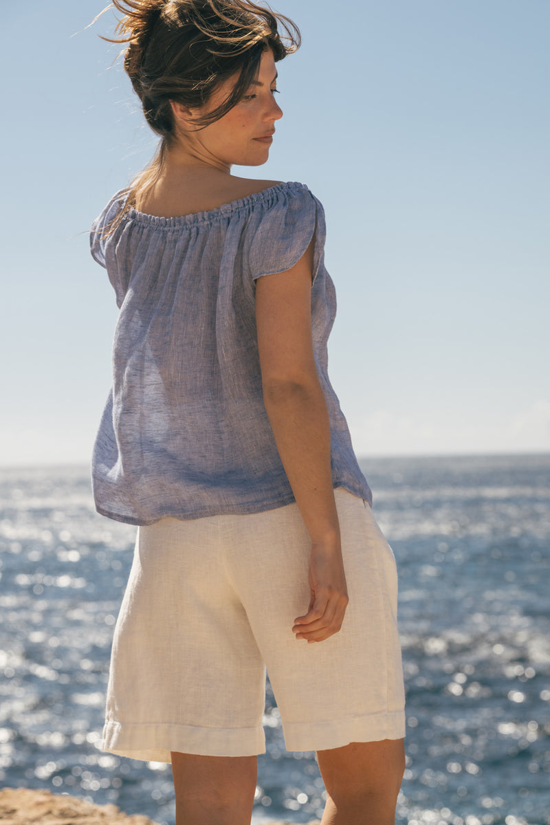 Spring - Linen Top in Light Blue Chambray