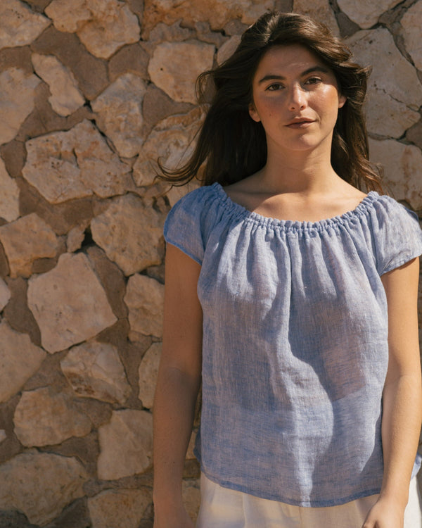 Spring - Linen Top in Light Blue Chambray