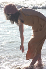 Nida - Linen Dress in Peach