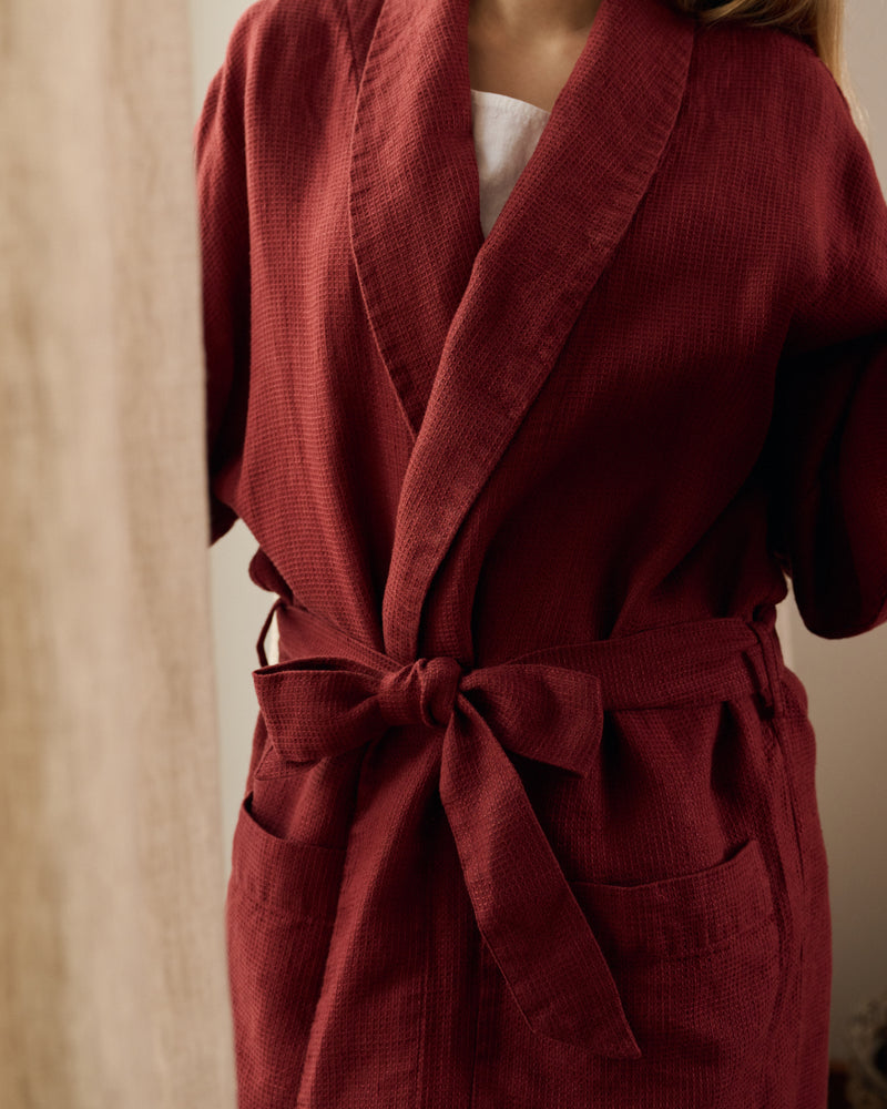 Waffle Linen Bathrobe in Burgundy