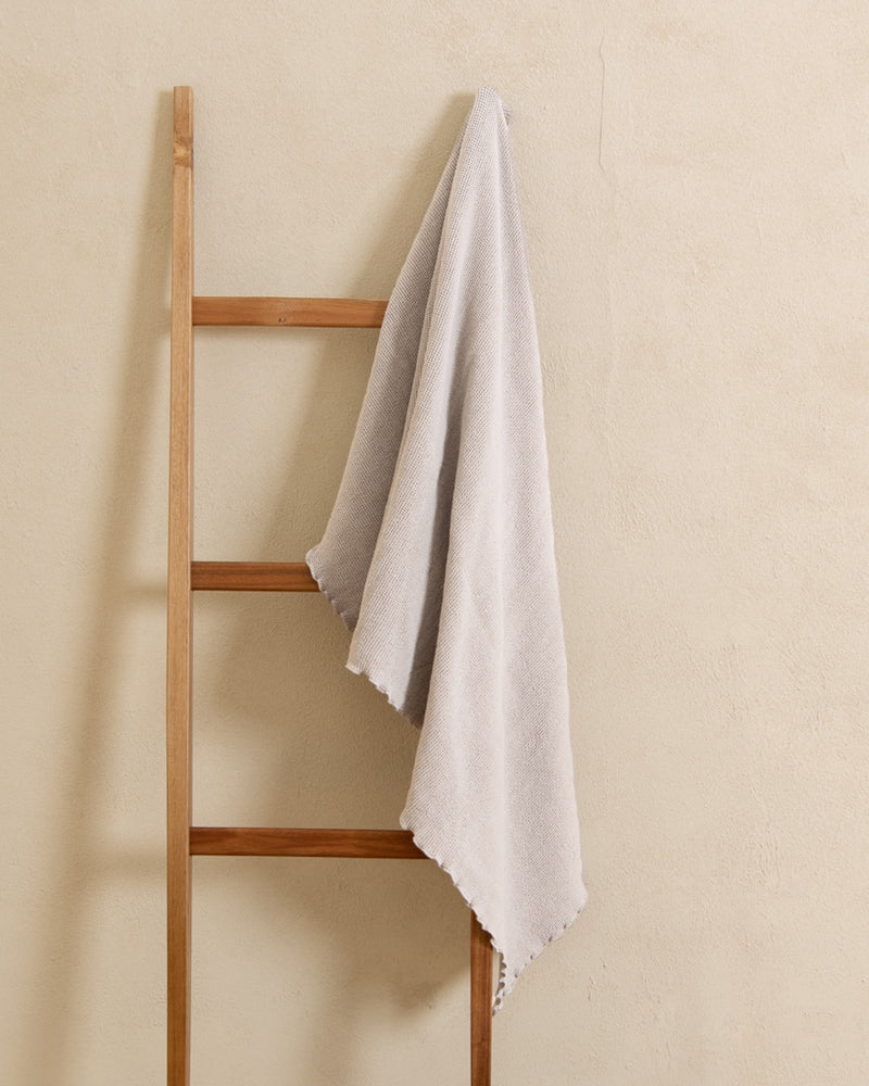 Minor Waffle Bath towel in Light Grey