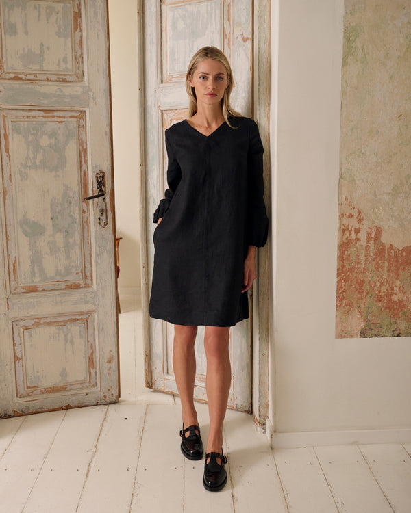 Linen Dress Pauline in Black