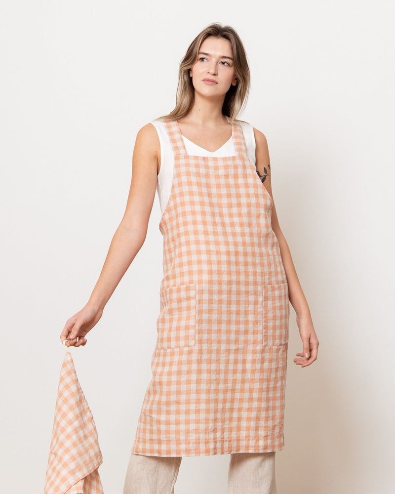 Japanese Style Linen apron in Peach Gingham Sauths Japanese Style Linen apron in Peach Gingham Sauths