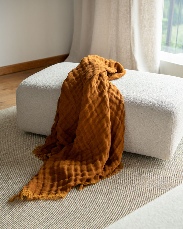 Double side linen blanket in Cinnamon