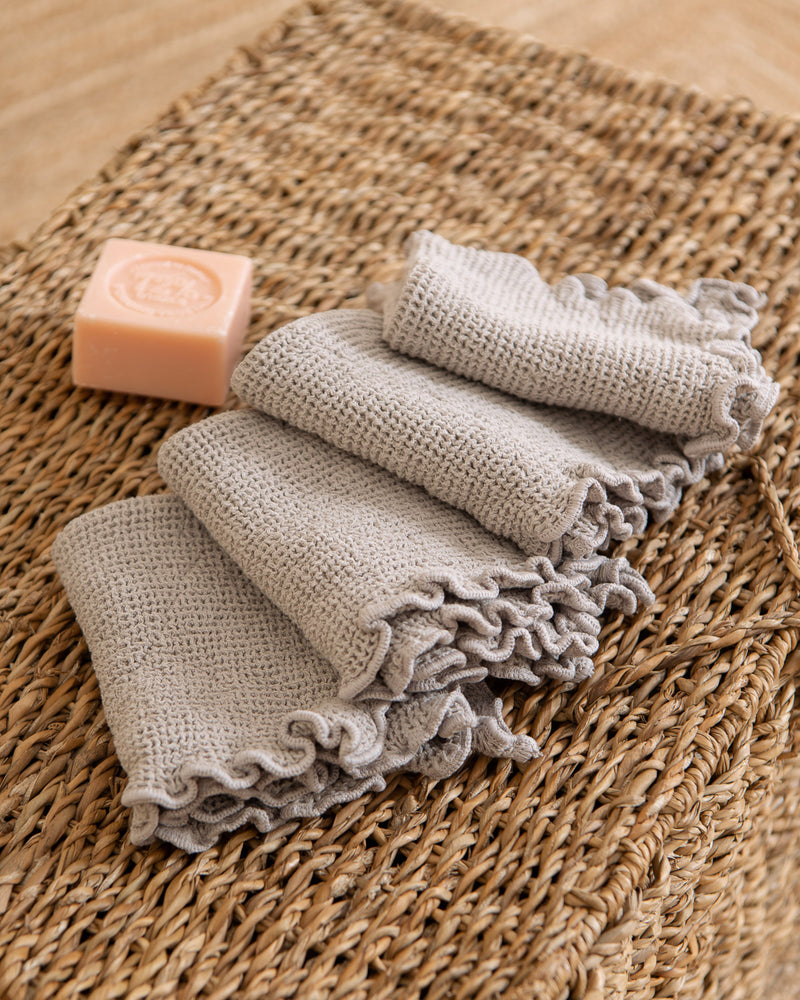 Face towel set in grey (4 pcs)
