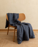 Quilted linen blanket in Blue