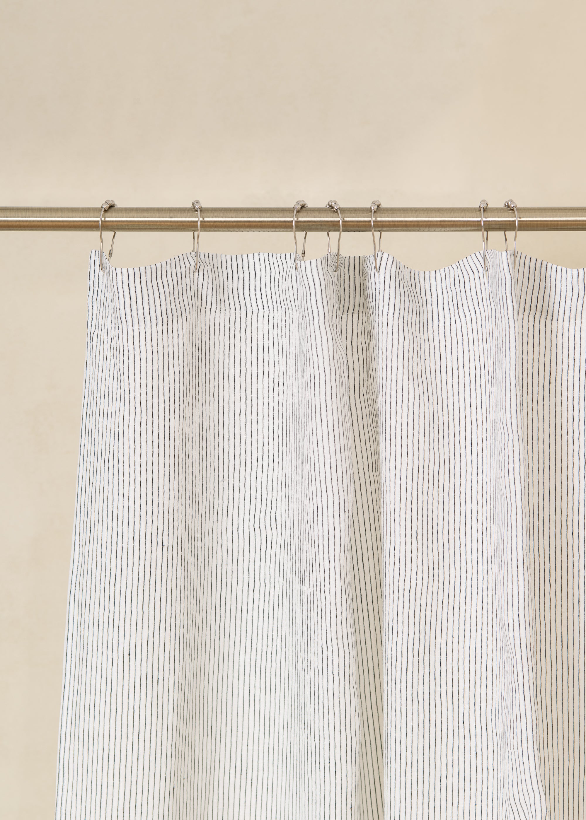 Striped linen shower curtain – Sauths